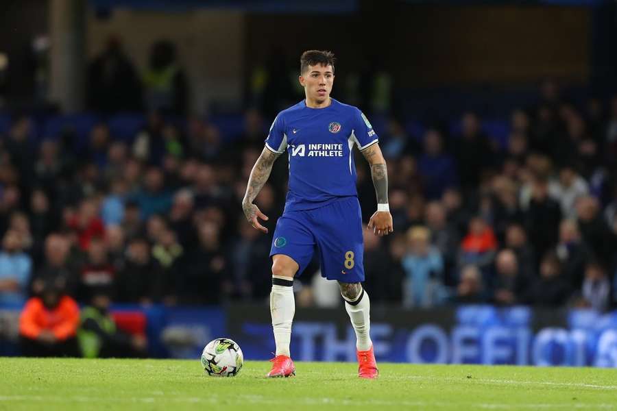 Starting Line-Ups: Chelsea's Sanchez in goal, Enzo named captain; Savinho makes Man City debut