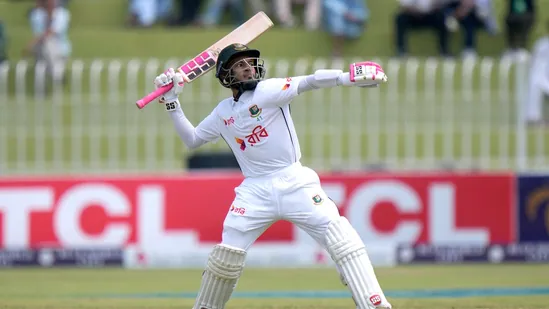 Mushfiqur Rahim's exceptional 191 puts Pakistan on the back foot in first Test against Bangladesh