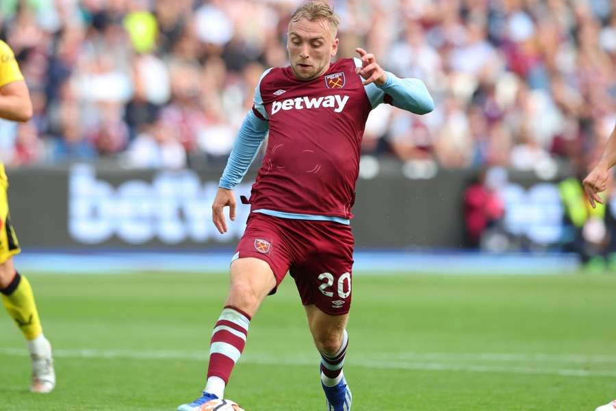 Bowen, West Ham captain, pleased with victory at Palace: The ball-boy is safe and sound!