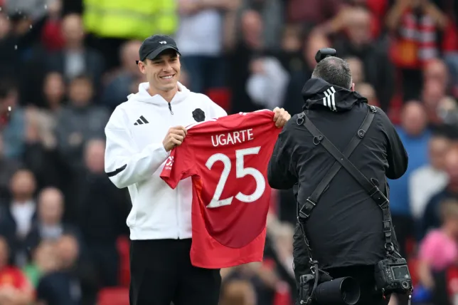 Man Utd midfielder Manuel Ugarte voices concerns to Erik ten Hag about fitness issues