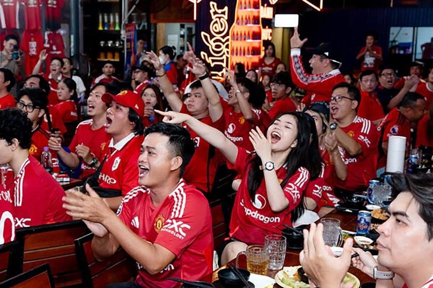 Singaporeâ€™s Tiger Beer teams up with English Premier League giants Manchester United