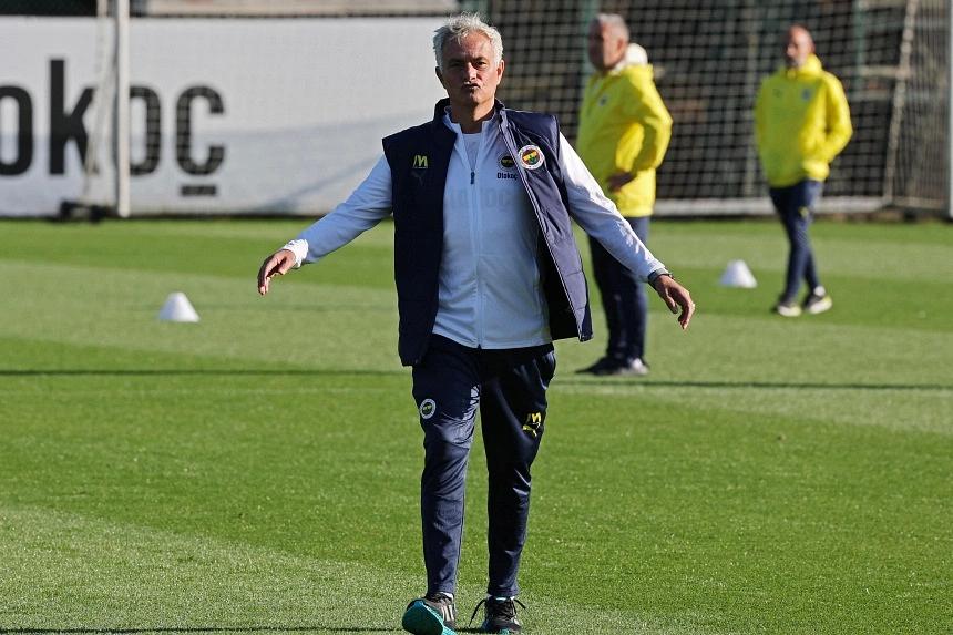 Fenerbahceâ€™s Jose Mourinho: Man United and Spurs are top contenders for Europa League title