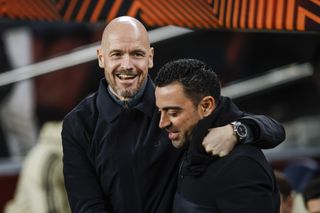 Manchester United in discussions with Xavi as Spaniard hints at potential move with new photo: report