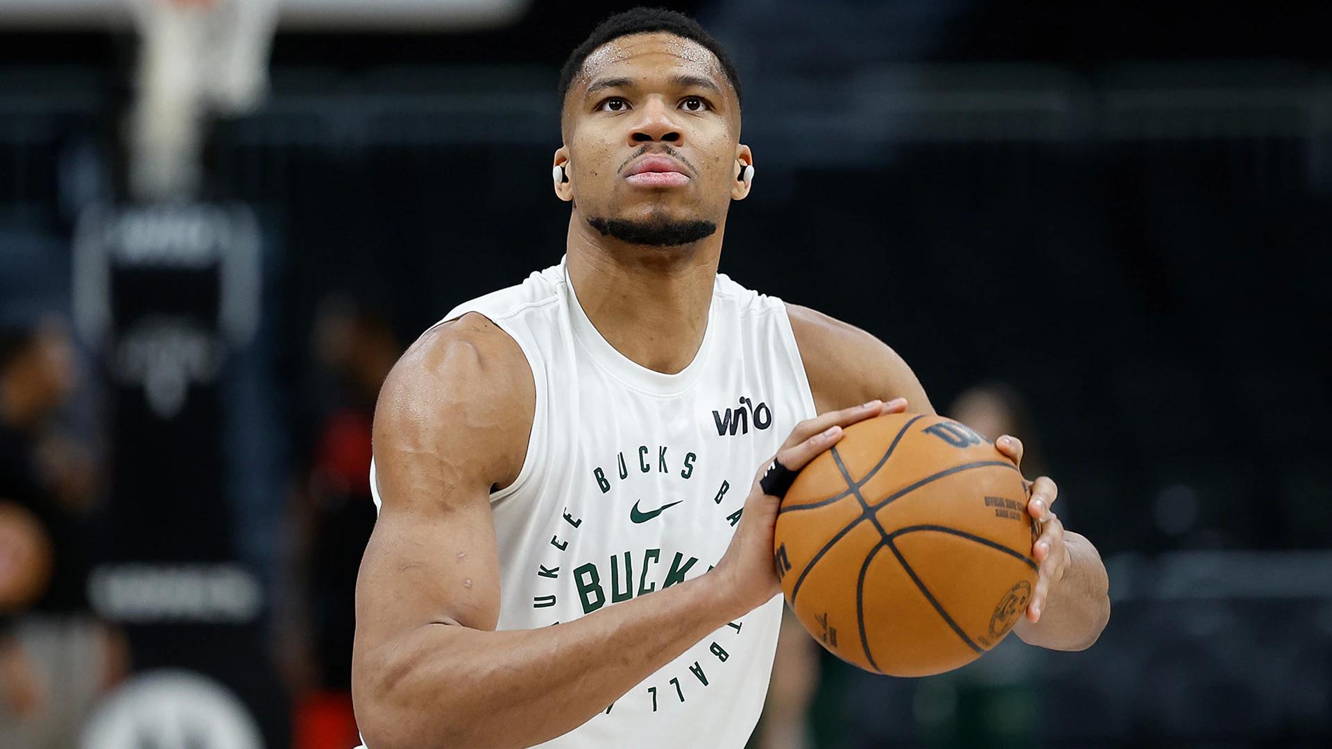 Giannis Antetokounmpo to miss one week due to calf injury, Bucks announce