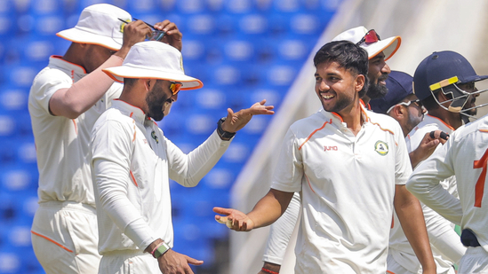 Following Ashwin's Batting Tips, Vidarbha's Harsh Dubey Aims to Emulate Ravindra Jadeja